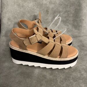 NWT FREE PEOPLE MYKONOS SUEDE FISHERMAN SANDALS Sz 9 (no original box)